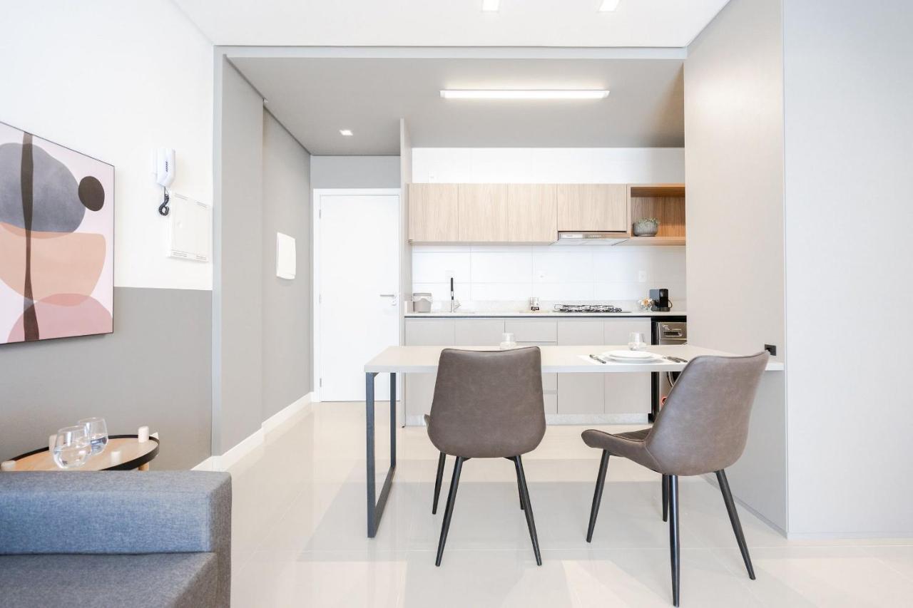 Studio Com Piscina E Vaga Próximo à Beira Mar Norte - Centro Florianópolis