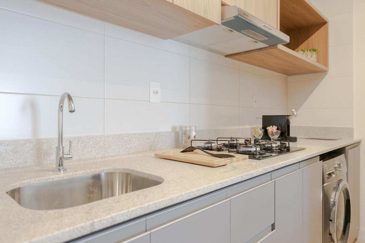 Studio Com Piscina E Vaga Próximo à Beira Mar Norte - Centro * Florianópolis